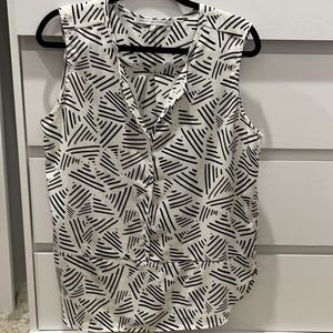 BOGO🥳Collective Concepts top